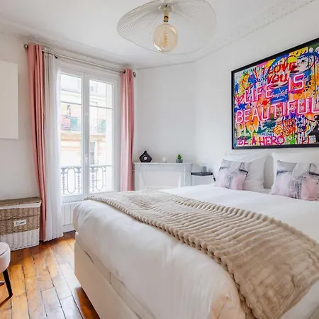 Modern - 2br-4p- Javel Paris